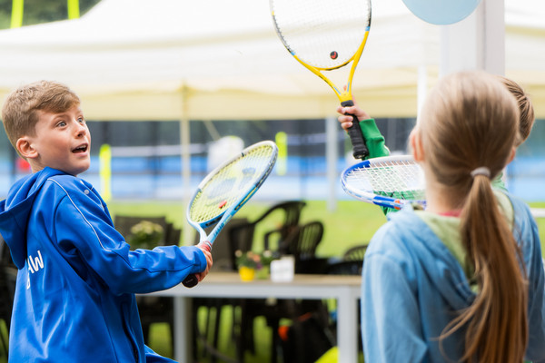 Blau Weiß Monheim e.V. ermöglicht Vorschulkindern Begeisterung für Tennis und Teamgeist